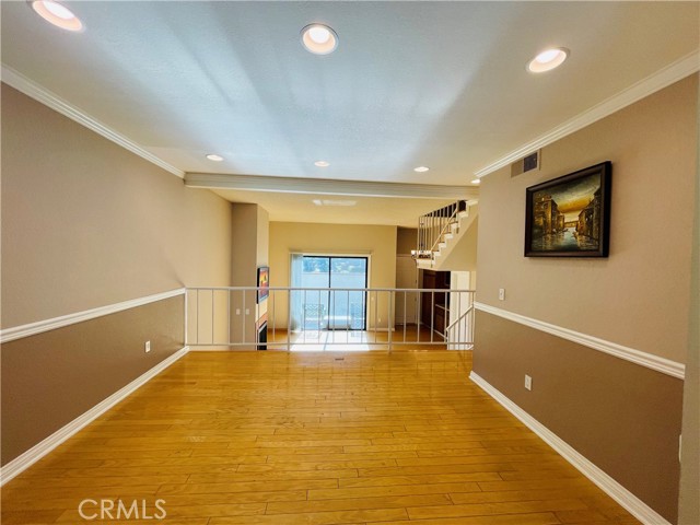 10201 Mason Avenue, Chatsworth CA: https://media.crmls.org/medias/57602fd4-9b27-4484-8466-50c281c27e02.jpg