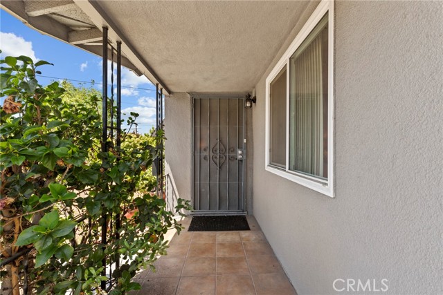 2508 El Paseo, Alhambra CA: https://media.crmls.org/medias/57606858-4422-481a-a85a-a7e6c205d5d1.jpg