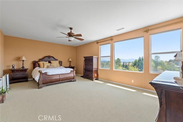 Detail Gallery Image 25 of 41 For 24274 Palo Verde Dr, Valencia,  CA 91354 - 5 Beds | 4/1 Baths