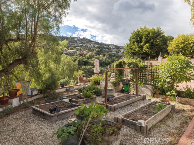 6608 Via Siena, Rancho Palos Verdes, California 90275, 3 Bedrooms Bedrooms, ,2 BathroomsBathrooms,Residential,Sold,Via Siena,PV22054884