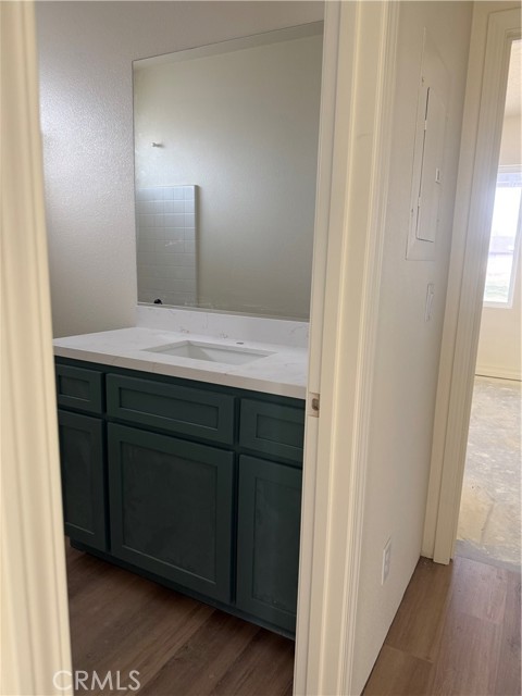 Detail Gallery Image 13 of 34 For 15466 Lone Eagle St, Victorville,  CA 92395 - 4 Beds | 3 Baths