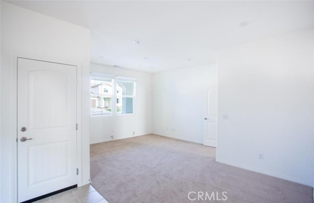 Detail Gallery Image 12 of 32 For 5336 Cormorant, Jurupa Valley,  CA 91752 - 6 Beds | 4/1 Baths