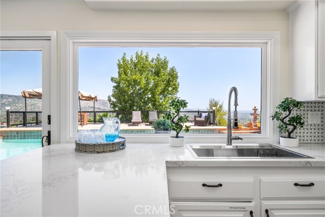 Detail Gallery Image 35 of 51 For 10651 Equestrian Dr, North Tustin,  CA 92705 - 4 Beds | 2/1 Baths