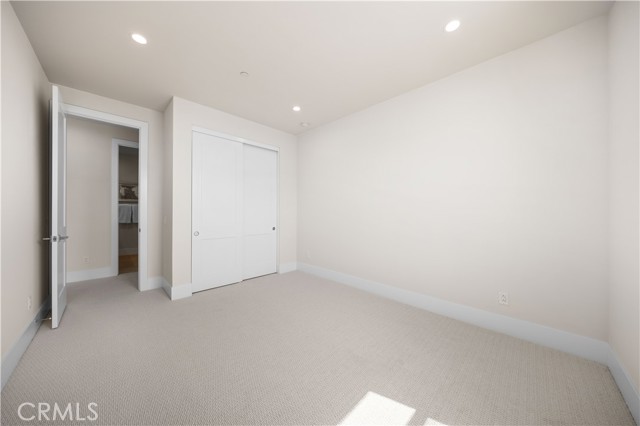 Detail Gallery Image 35 of 44 For 122 Mossvine, Irvine,  CA 92618 - 4 Beds | 3 Baths