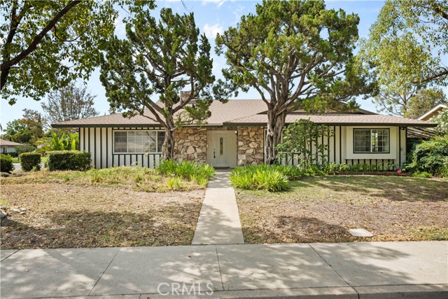 702 Scripps Drive, Claremont CA: https://media.crmls.org/medias/57629eb3-a430-4fce-979c-8c1f03b2fee8.jpg