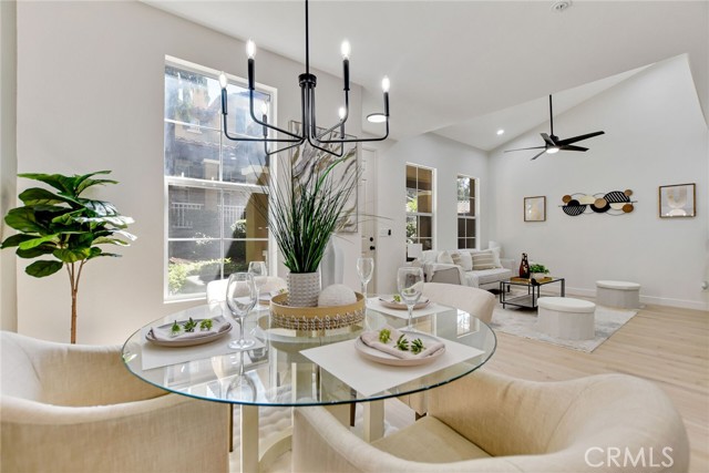 Detail Gallery Image 16 of 47 For 28210 Canterbury Ct, Valencia,  CA 91354 - 2 Beds | 2/1 Baths