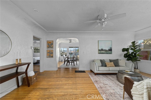 Detail Gallery Image 7 of 33 For 1119 Princeton Dr, Glendale,  CA 91205 - 2 Beds | 1 Baths