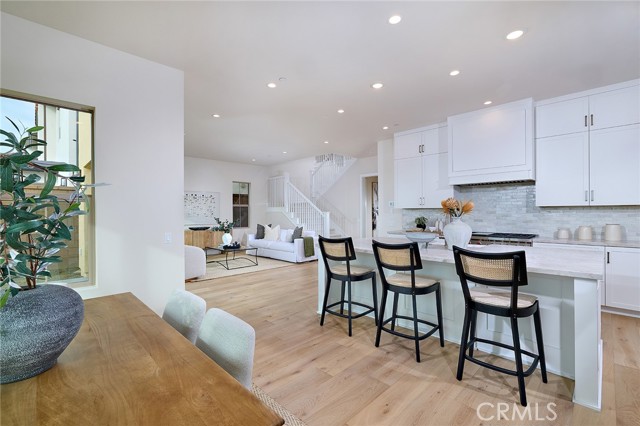 Detail Gallery Image 34 of 52 For 103 Oakstone, Irvine,  CA 92618 - 4 Beds | 3 Baths