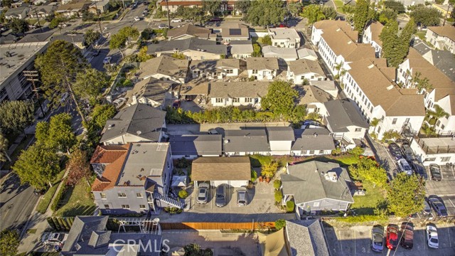 Detail Gallery Image 22 of 27 For 324 N Adams, Glendale,  CA 91206 - 5 Beds | 3 Baths