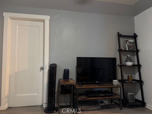 5063 Alhambra, Los Angeles CA: https://media.crmls.org/medias/57645d65-acb4-4b52-a8f1-cc9b08c3c4b4.jpg