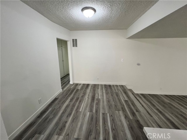 859 S Shenandoah Street, Los Angeles CA: https://media.crmls.org/medias/57646014-4d6e-4f16-aeb0-02d34d38bfc1.jpg