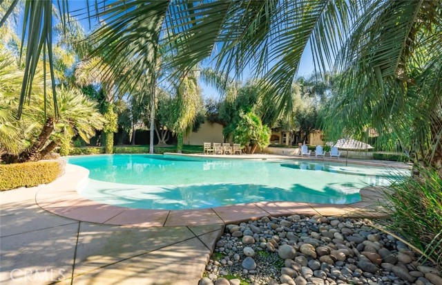 9172 Frontier Street, Hanford CA: https://media.crmls.org/medias/576507c2-b8c3-4534-ab9a-47c455afcd06.jpg