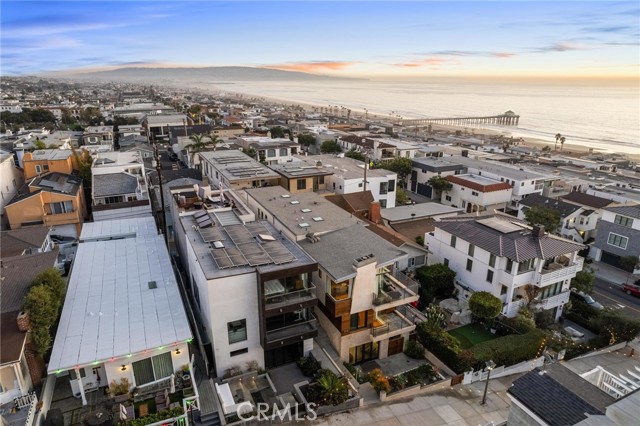 Detail Gallery Image 66 of 67 For 308 17th St, Manhattan Beach,  CA 90266 - 4 Beds | 3/1 Baths