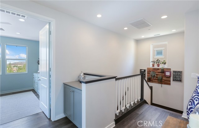 55 Fuchsia, Lake Forest CA: https://media.crmls.org/medias/576554d8-1457-407a-a53e-dd9b4408ca7a.jpg