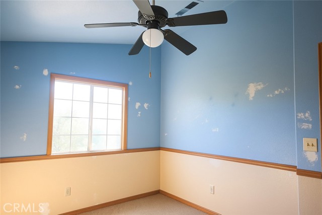 23690 Hillside Drive, Crestline CA: https://media.crmls.org/medias/57657b64-bf65-4a68-a89d-b953b783d8ad.jpg