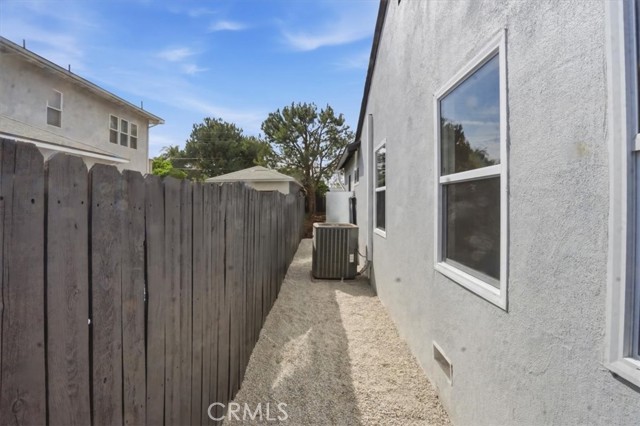 Detail Gallery Image 29 of 34 For 527 N Cucamonga Ave, Ontario,  CA 91764 - 3 Beds | 2 Baths