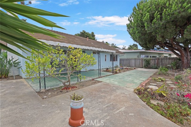 315 Calle Dorado, San Clemente CA: https://media.crmls.org/medias/5765d44b-3369-4ef8-a5d5-d64c5e35995c.jpg