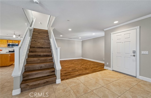 Detail Gallery Image 9 of 48 For 26430 Antonio, Loma Linda,  CA 92354 - 5 Beds | 2/1 Baths