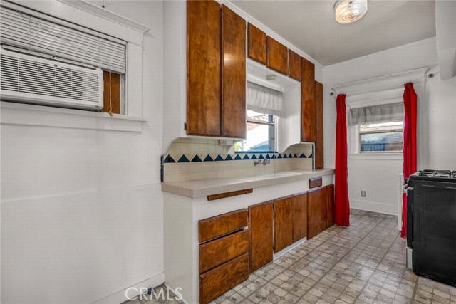 Detail Gallery Image 15 of 20 For 1939 South Alma Street, San Pedro,  CA 90731 - – Beds | – Baths