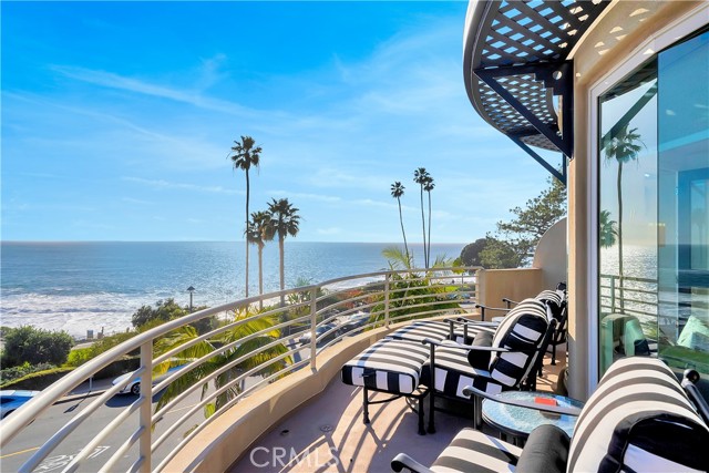 Detail Gallery Image 31 of 58 For 556 Cliff Dr a,  Laguna Beach,  CA 92651 - 3 Beds | 4 Baths