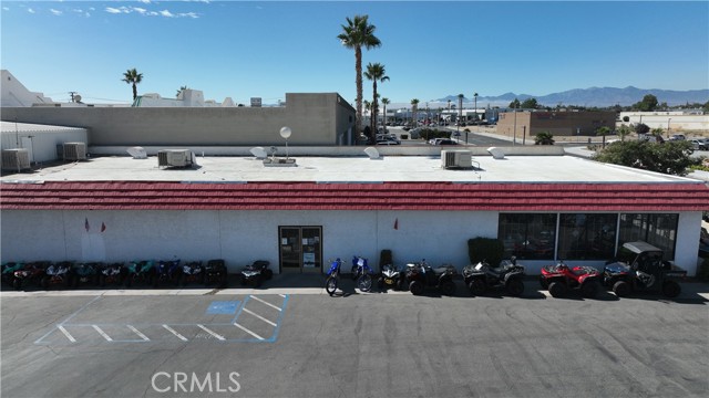 13815 Park Avenue, Victorville, California 92392, ,Commercial Lease,For Rent,13815 Park Avenue,CRHD24209650