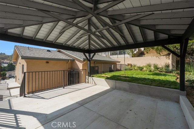 3722 Lomitas Drive, Los Angeles CA: https://media.crmls.org/medias/5766e139-e6aa-422f-9b42-27c5bec0d8e2.jpg