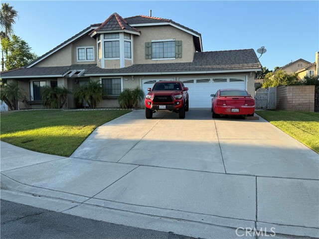 1770 W Candlewood Avenue, Rialto CA: https://media.crmls.org/medias/5766eb32-22cf-4e88-87ce-33a9b7f2836c.jpg