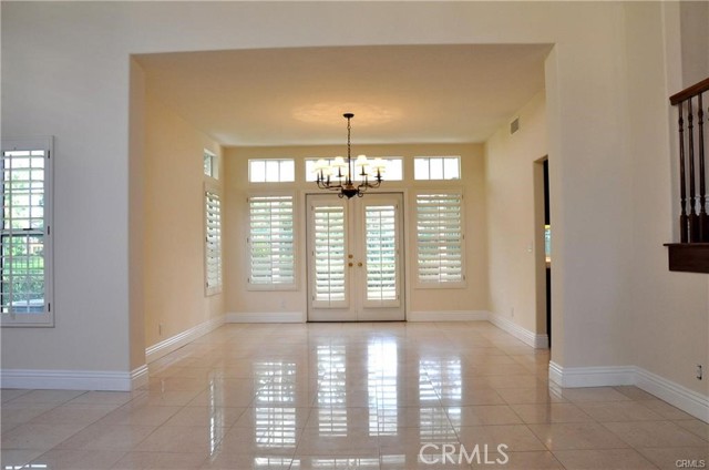 Detail Gallery Image 6 of 21 For 12190 S Riviera, Tustin,  CA 92782 - 5 Beds | 3/1 Baths