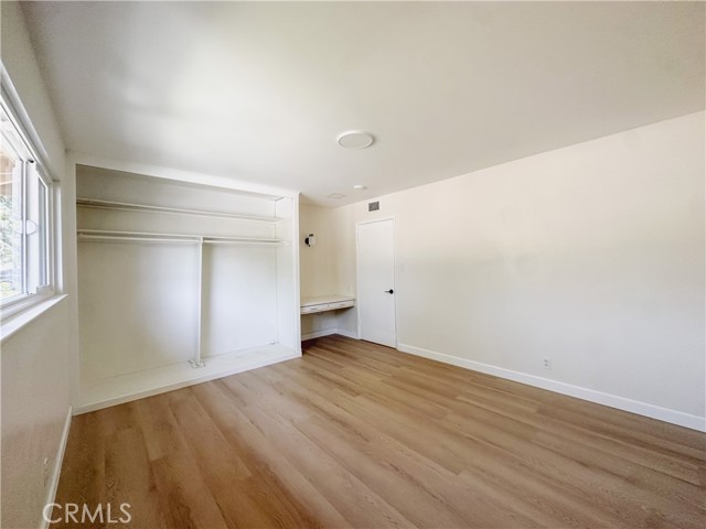 1124 N Soldano Drive, Azusa CA: https://media.crmls.org/medias/5768f4c8-34d9-4e1d-b037-98c75c72a8e2.jpg