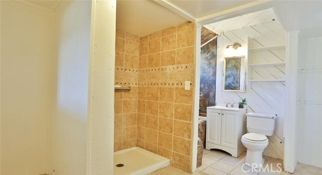 13509 Seneca Road, Victorville CA: https://media.crmls.org/medias/576916b4-f6f7-4b33-b7e2-df7614dadcdc.jpg