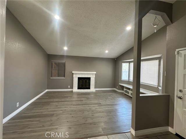 Detail Gallery Image 16 of 69 For 44002 32nd St, Lancaster,  CA 93536 - 4 Beds | 2 Baths