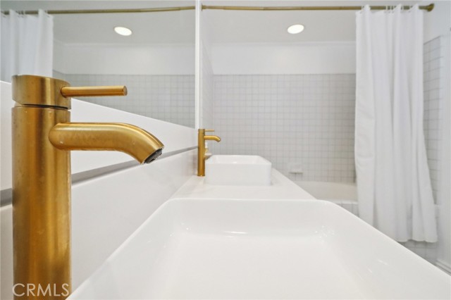 Detail Gallery Image 18 of 43 For 2253 Martin #321,  Irvine,  CA 92612 - 1 Beds | 1 Baths