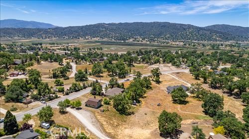 Detail Gallery Image 34 of 42 For 28921 Bear Valley Rd, Tehachapi,  CA 93561 - 3 Beds | 2 Baths