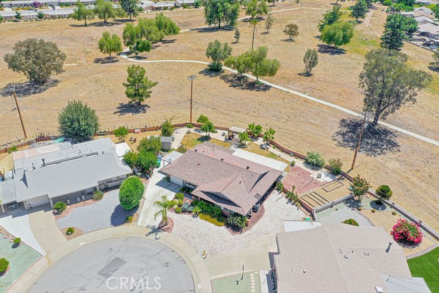 26790 E Berkey Court, Menifee CA: https://media.crmls.org/medias/576ab8cb-65ce-4d0a-8cda-b0af36d7fab4.jpg