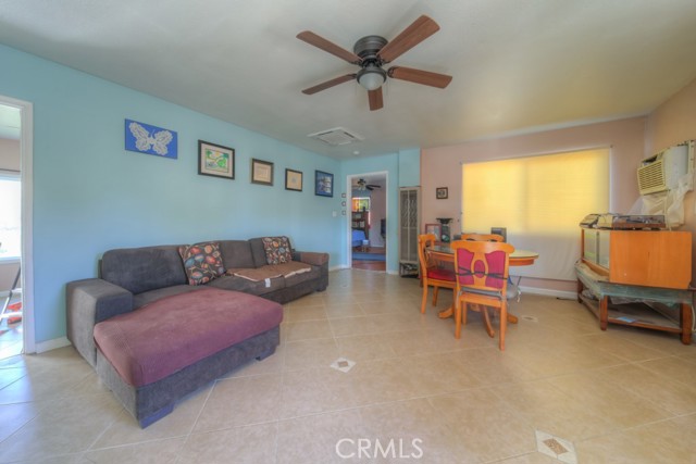 Detail Gallery Image 12 of 26 For 11557 Davis, Moreno Valley,  CA 92557 - 2 Beds | 1 Baths