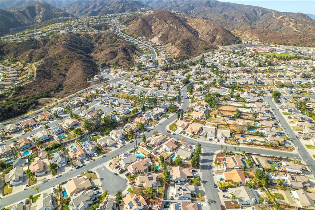 https://media.crmls.org/medias/576bc16c-1f60-48df-9443-b39868ec5a23.jpg?preset=X-Large