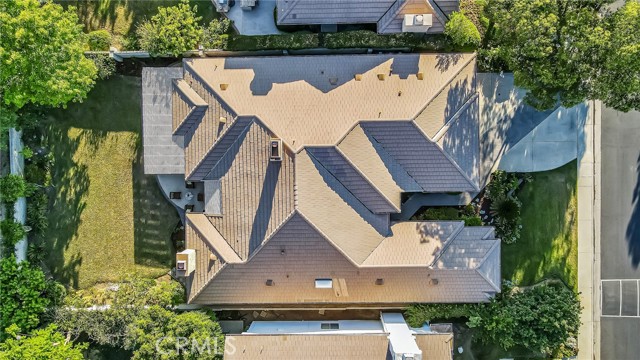 Detail Gallery Image 4 of 55 For 18830 Beechtree Ln, Porter Ranch,  CA 91326 - 5 Beds | 4/1 Baths