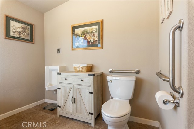 7235 Highland Springs Road, Lakeport CA: https://media.crmls.org/medias/576c6e5b-fe9b-462d-8e85-438262cfbcd2.jpg