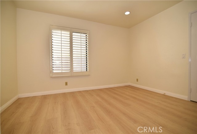 Detail Gallery Image 13 of 16 For 1336 Brookside Ct, Upland,  CA 91784 - 3 Beds | 2 Baths
