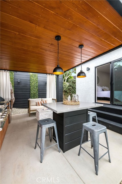 12520 Gilmore Avenue, Los Angeles CA: https://media.crmls.org/medias/576d59d8-2d40-4e89-a5ec-de1991c72a10.jpg