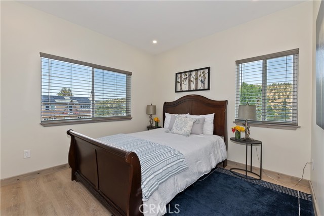 1215 Valley View Drive, Big Bear City CA: https://media.crmls.org/medias/576dd5af-0269-4992-8da4-64755e8e941d.jpg
