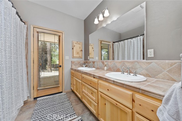 Detail Gallery Image 42 of 71 For 10820 Bonita Way, Wofford Heights,  CA 93285 - 4 Beds | 3 Baths