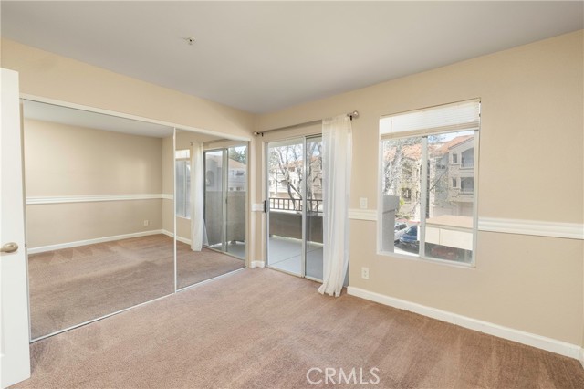 Detail Gallery Image 14 of 36 For 1010 La Terraza #207,  Corona,  CA 92879 - 2 Beds | 2 Baths