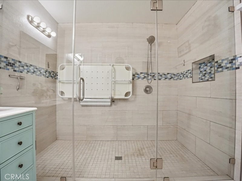 https://media.crmls.org/medias/577164d9-6b75-427b-a91c-7736fbb6da97.jpg?preset=X-Large