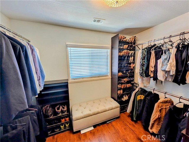 25701 Minoa Drive, Mission Viejo CA: https://media.crmls.org/medias/57716a73-2063-4ecb-80c3-388b3f0f566f.jpg