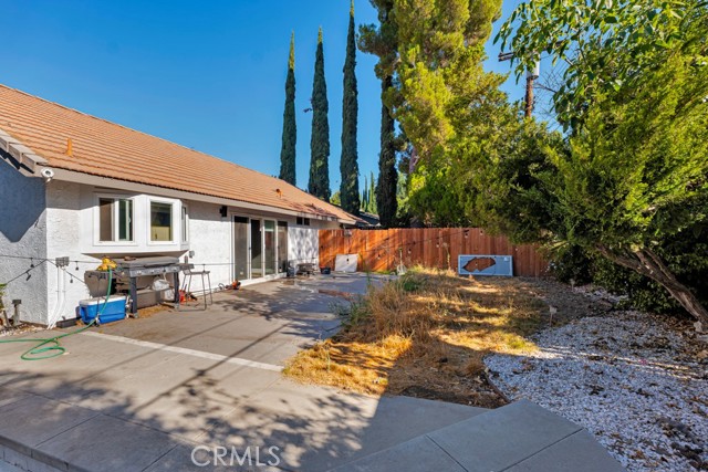 Detail Gallery Image 33 of 35 For 10122 Jovita Ave, Chatsworth,  CA 91311 - 5 Beds | 3 Baths