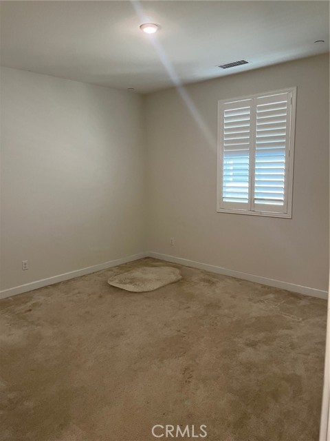 3996 S Somerston Way, Ontario CA: https://media.crmls.org/medias/57730336-1607-479b-ab0c-9500657cc5b3.jpg