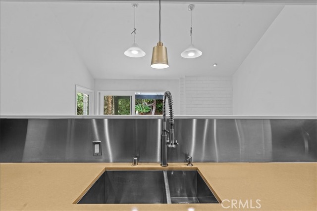 Detail Gallery Image 8 of 14 For 15062 Lorenat St, Irvine,  CA 92604 - 3 Beds | 2 Baths