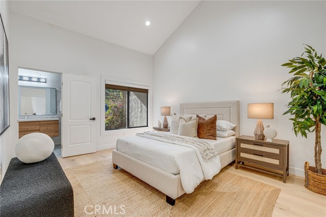 Detail Gallery Image 29 of 36 For 7655 Caminito Avola, La Jolla,  CA 92037 - 4 Beds | 2/1 Baths