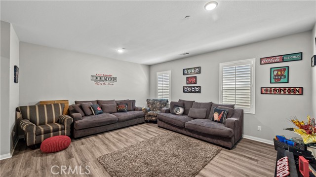 Detail Gallery Image 19 of 41 For 24897 Miners View Ln, Moreno Valley,  CA 92557 - 4 Beds | 2/1 Baths